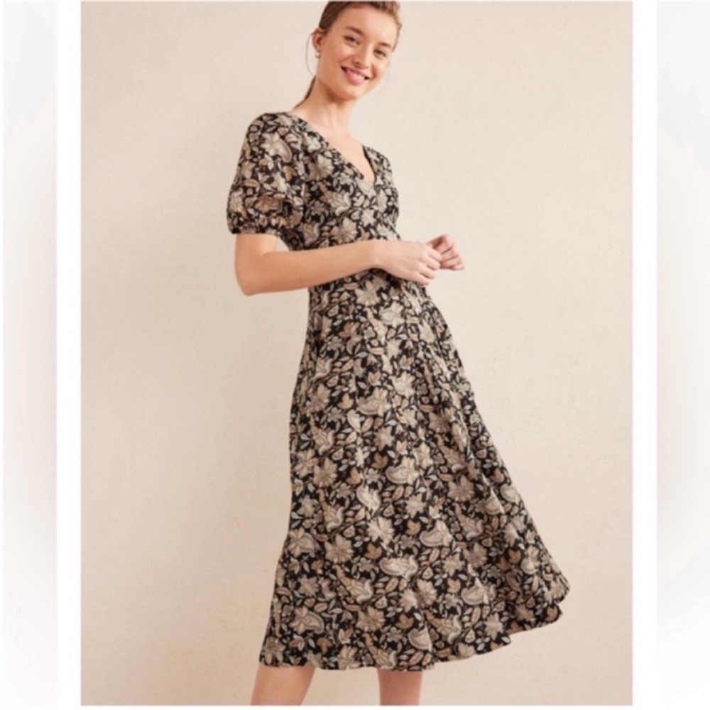 Boden Flare Linen Blend Floral V-Neck Midi Dress in Black and Cream Size 6